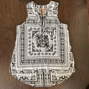 Black, white, and gray patterned tank top